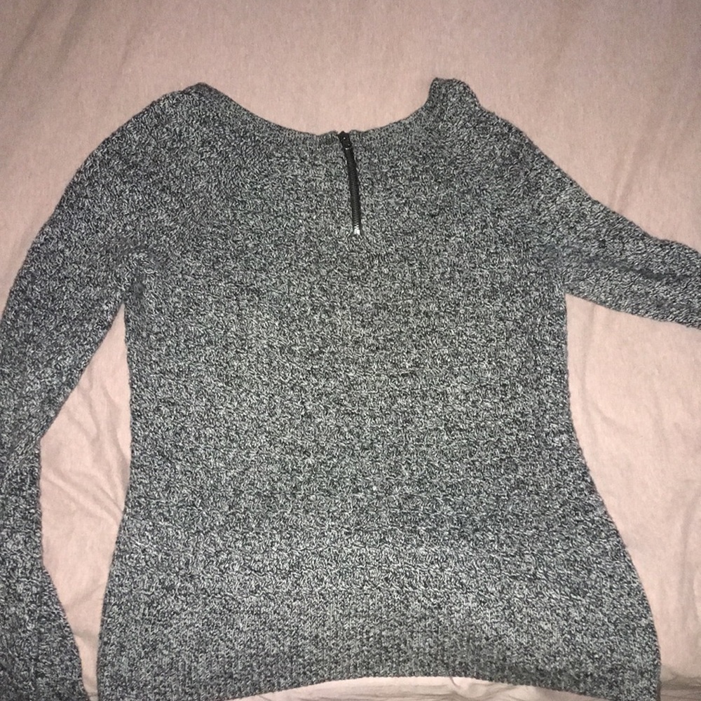Sweater - Picture 2 of 2